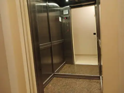 Departamento en Alquiler en Villa Ballester, $ 600.000