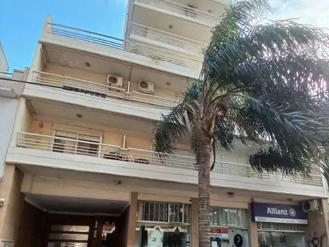 Departamento 2 ambientes céntrico