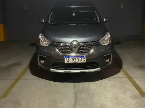Cochera en Venta con acceso Ascensor