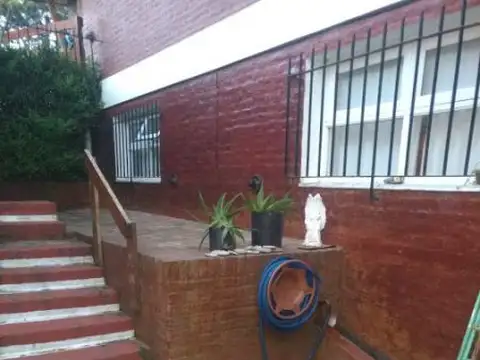 Depto Tipo Casa en Venta de 3 ambientes