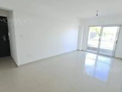 Departamento en Alquiler en Villa Ballester, $ 800.000