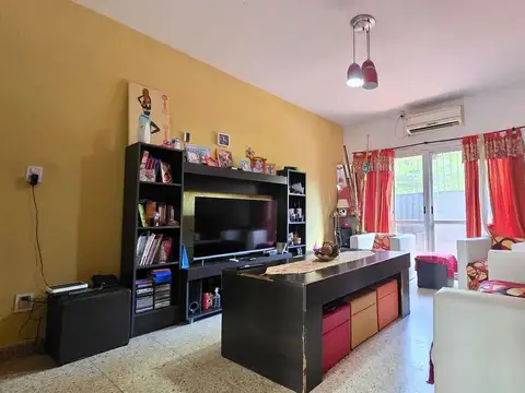 Depto Tipo Casa en Venta en Bernal Oeste, USD 49.999