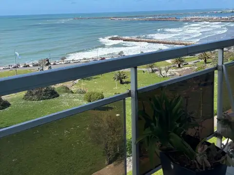 Departamento en Venta en Playa Grande, USD 690.000
