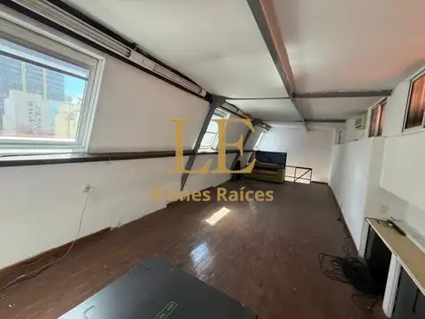 Oficina 5 ambientes con 2 baños