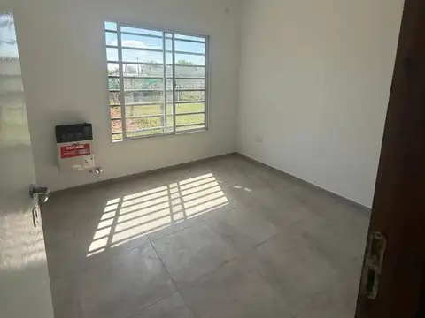 Depto Tipo Casa 3 ambientes con 1 baño
