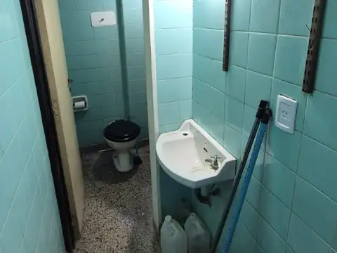 Local en Venta 55 años