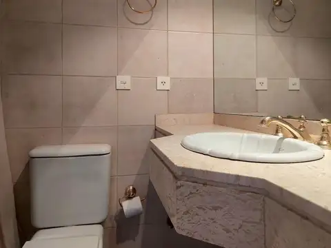 Departamento en Venta 70 años