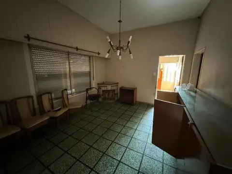 Depto Tipo Casa en Venta de 5 ambientes