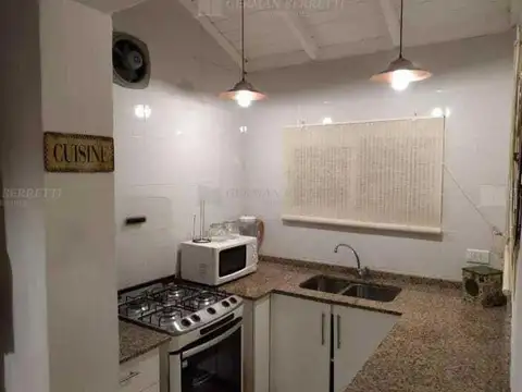 Casa en Alquiler Temporal con 1 cochera