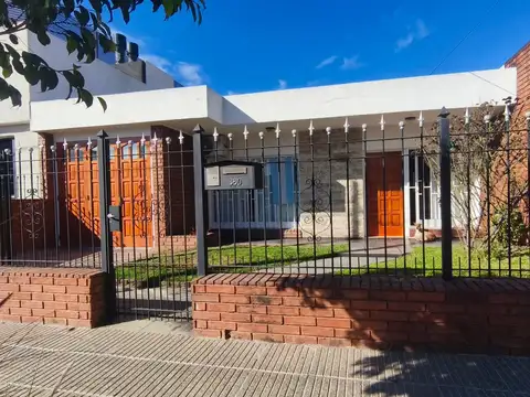 VENTA CASA AYACUCHO TRES HABITACIONES APTO CREDITO