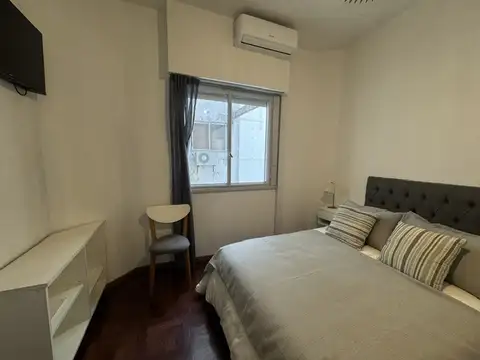 Departamento en Alquiler en Parque Las Heras, $ 800.000