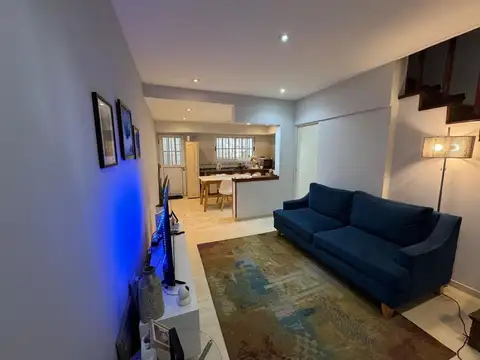 VENTA PH TIPO CASA 4 AMB C/ COCHERA EN QUILMES