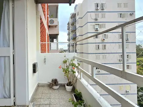 Departamento en Venta en Villa Raffo, USD 119.000