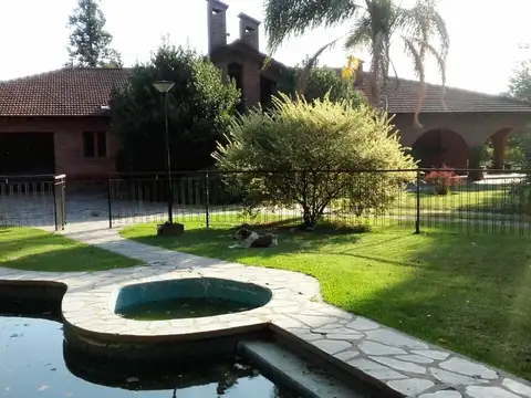 Quinta en Venta en Alvarez Del Bosque, Countries y Barrios Cerrados en Moreno