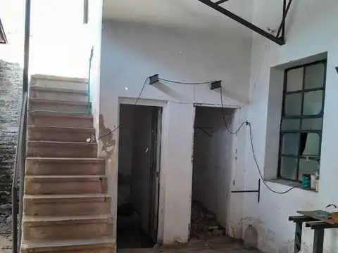 Galpon en Alquiler 8,66  mts Frente