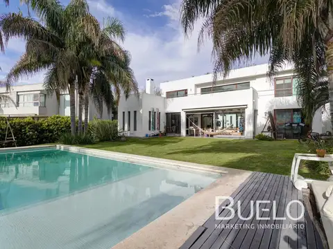 Casa en venta c/ cochera en Terravista