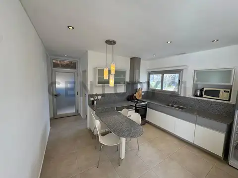 Casa en Alquiler A Estrenar