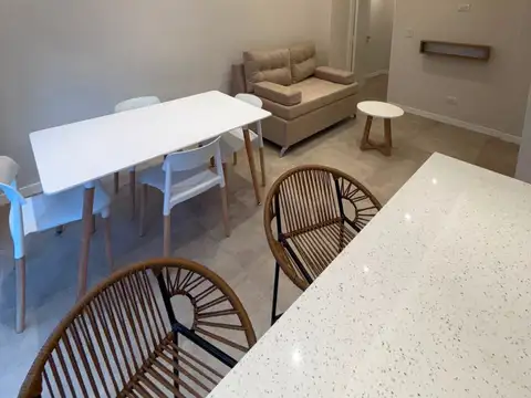 Departamento en Venta en Plaza Colon, USD 91.000