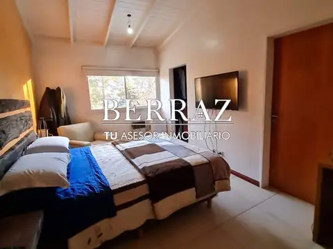 Casa en Venta con 4 cocheras