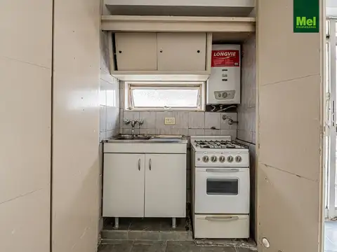 Cabello 3300, Piso 6