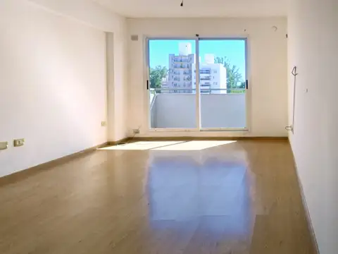 Italia e Ituzaingo: monoambiente (IMPECABLE) alquiler