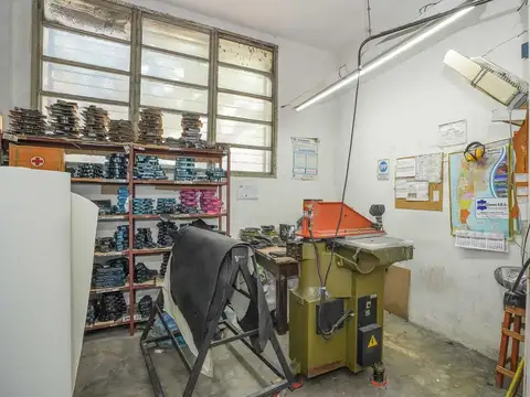 Galpon en Alquiler en Parque Avellaneda, USD 3.000