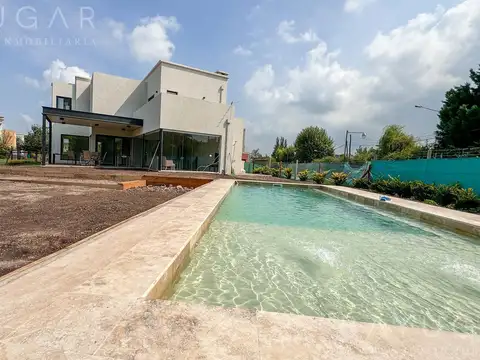 Casa en Venta en Ayres Plaza, USD 650.000