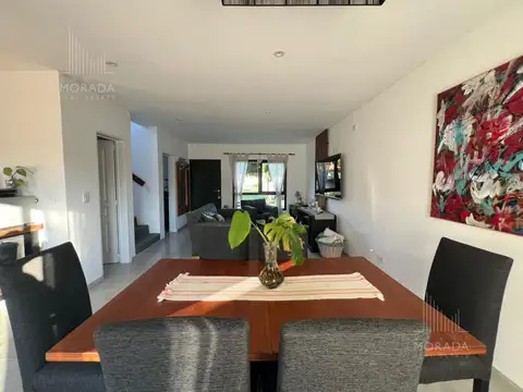 Casa en Alquiler de 4 dormitorios