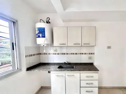 Departamento en Alquiler en Moron, $ 320.000