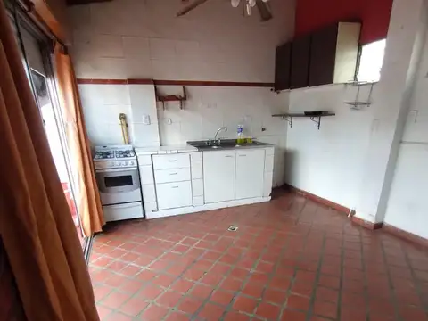 Depto Tipo Casa en Venta en Parque Avellaneda, USD 79.900