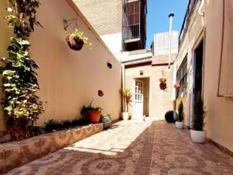PH en venta - 3 dormitorios 1 baño - 143mts2 - Villa Luro
