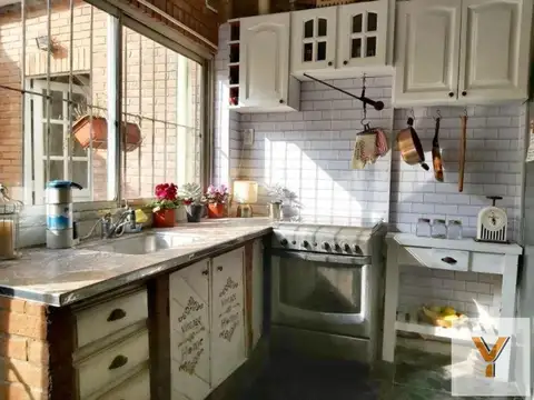 Depto Tipo Casa en Venta de 4 ambientes