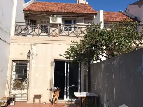 Depto Tipo Casa en Venta con 1 cocheras