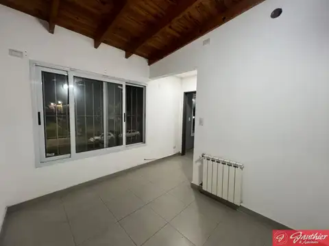 Departamento en Alquiler en Campana, $ 850.000