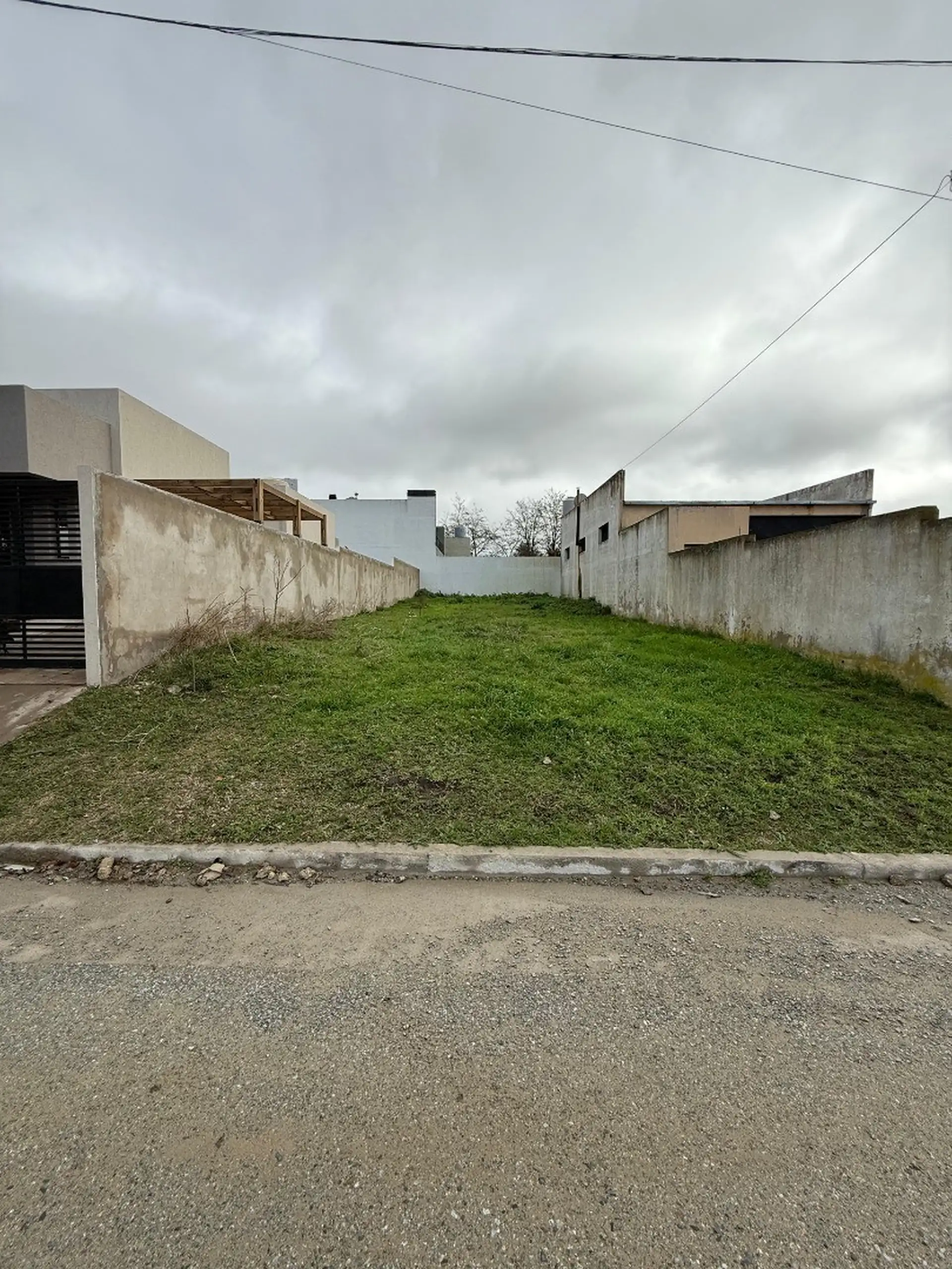 Lote en venta 299.5m² en Solares del Golf