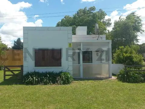 VENTA CASA 3 AMBIENTES MIRAMAR