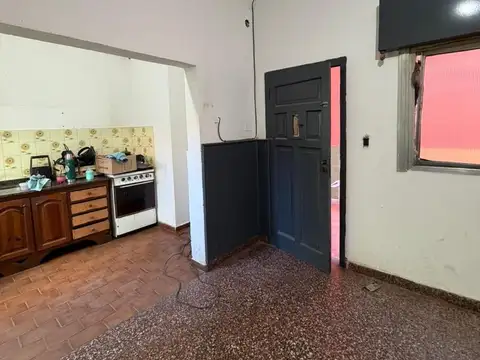 Depto Tipo Casa en Alquiler en Temperley, $ 500.000