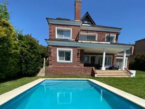 Casa en Alquiler al Este