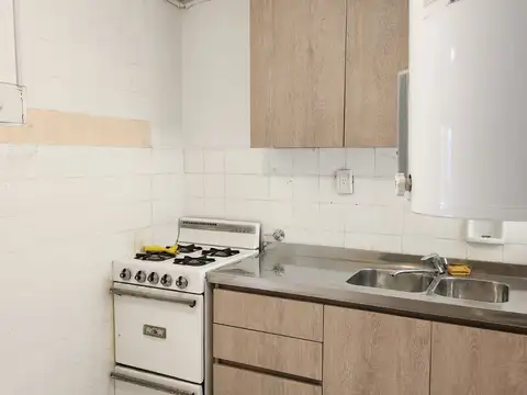 Valentín Gomez 3400, Piso 2