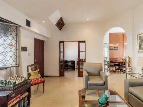 Dr. Eleodoro Lobos al 400 , Piso 0