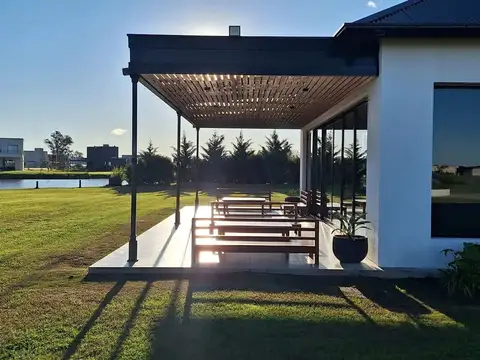 Terreno en Venta de 737,0 m2