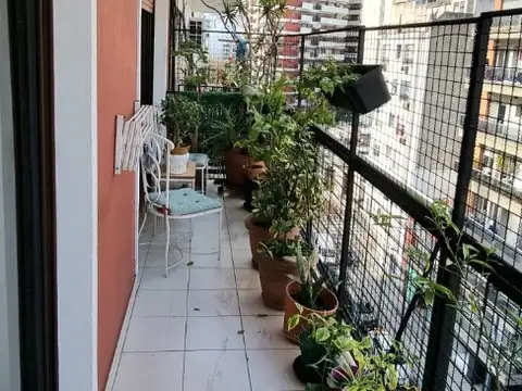 Gral Eustaquio Frias 300