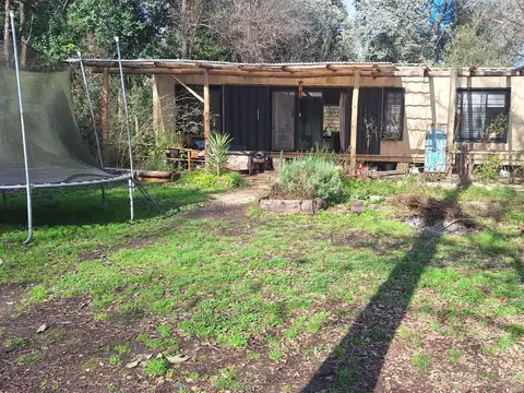 Casa contenedor en la naturaleza