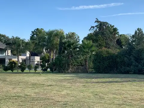 Au Acceso Oeste Km 42, B1744 Moreno, Provincia de Buenos Aires