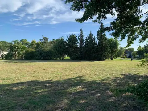 VENTA LOTE 1.458 m2 CLUB DE CAMPO SAN DIEGO MORENO