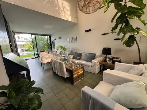 Casa en Venta en Beccar, USD 430.000
