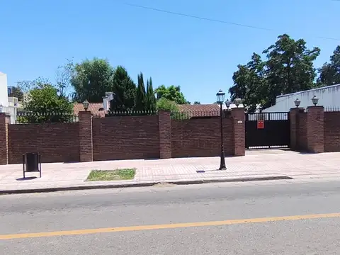 Terreno / Lote en venta de 986m2 ubicado en Tortuguitas Comercial