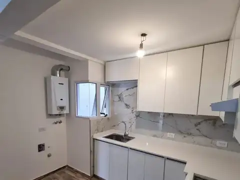 Avenida Juan Bautista Alberdi 500