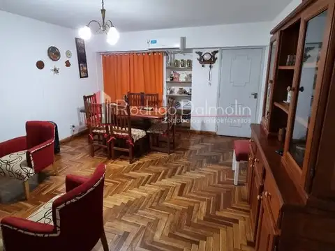 Vendo. excelente departamento céntrico. concordia, er.-