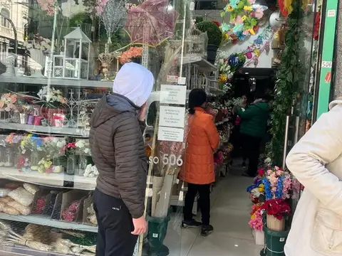 VENTA LOCAL ZONA COMERCIAL